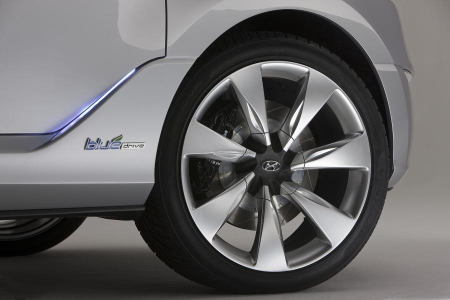  Hyundai HCD-11 Nuvis Concept 2009 года  (фото 24 из 96)